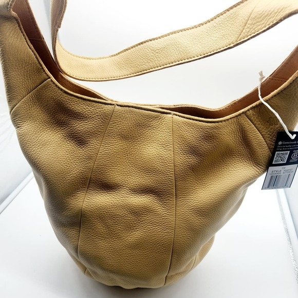 The Sak 120 Large Purse & Shoulder BagWith Back‎ Zipper Pocket and Magnetic Snap - Picture 7 of 10